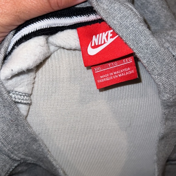 Nike Crewneck Sweatshirt XXL - Picture 3 of 4